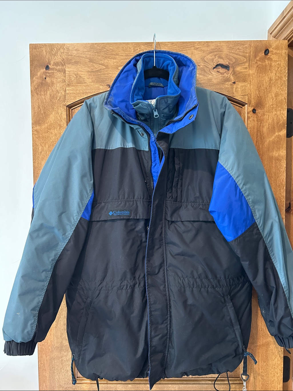 Columbia Men's Black, Blue & Gray Ski Jacket